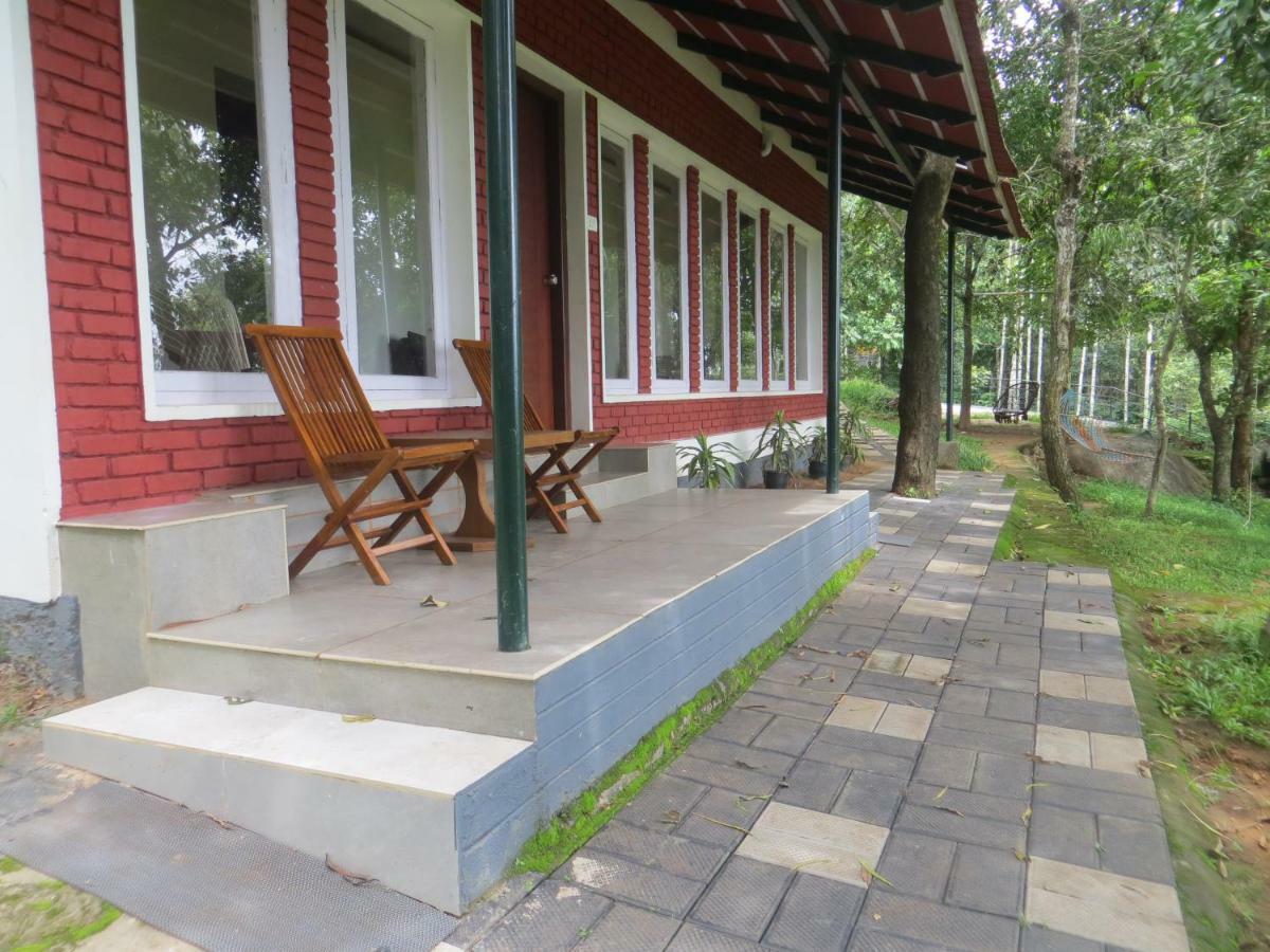 Rockville Hotel Sultan Bathery Exterior foto
